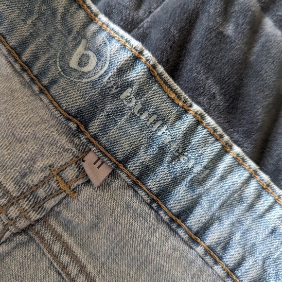 B by Bullhead shorts junior size 11 short shorts light blue denim - Picture 2 of 8